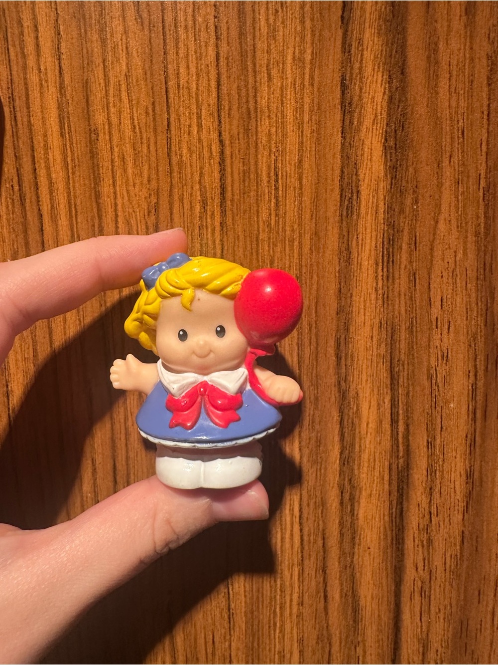 Fisher-Price Little People 2003 Sarah Lynn